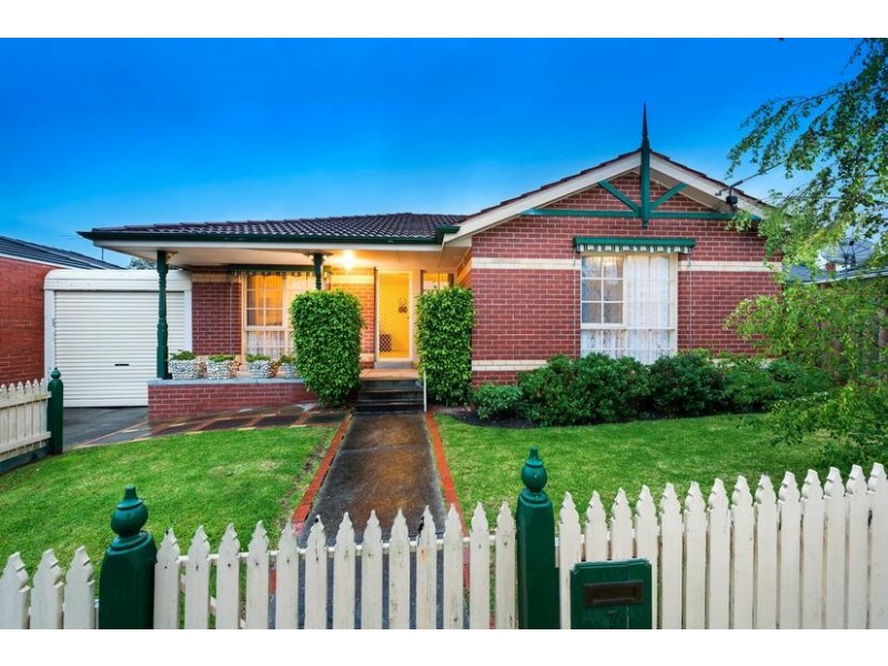 7 McGowans Lane, Burwood VIC 3125