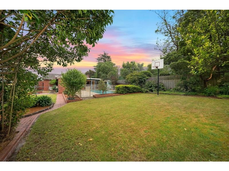 26 Somers Street, Burwood VIC 3125