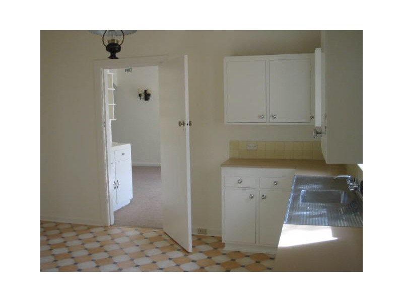 53 Outlook Drive, Camberwell VIC 3124