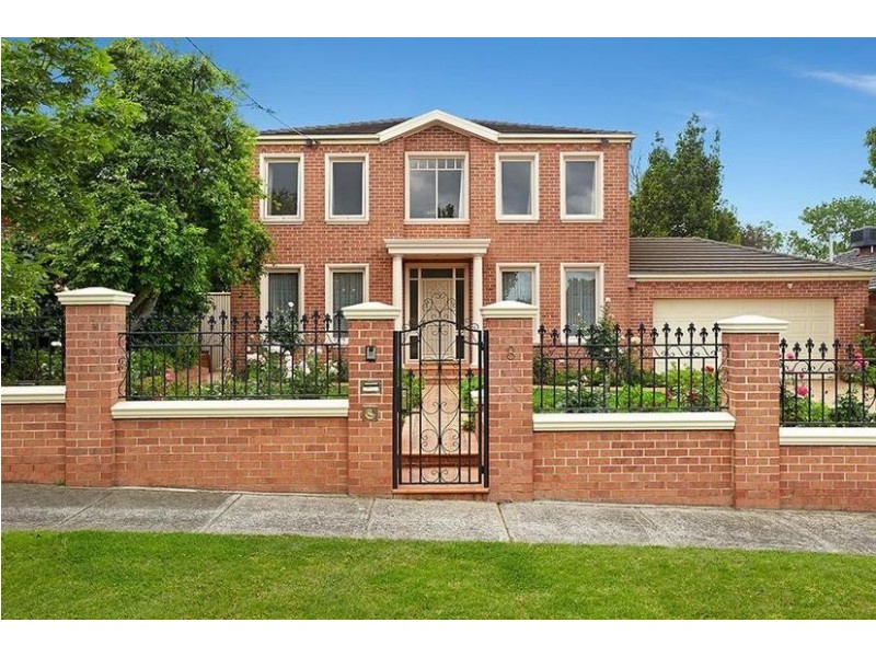 8 St. Andries Street, Camberwell VIC 3124