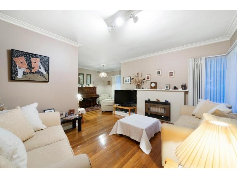 5 Second Avenue, Box Hill North VIC 3129