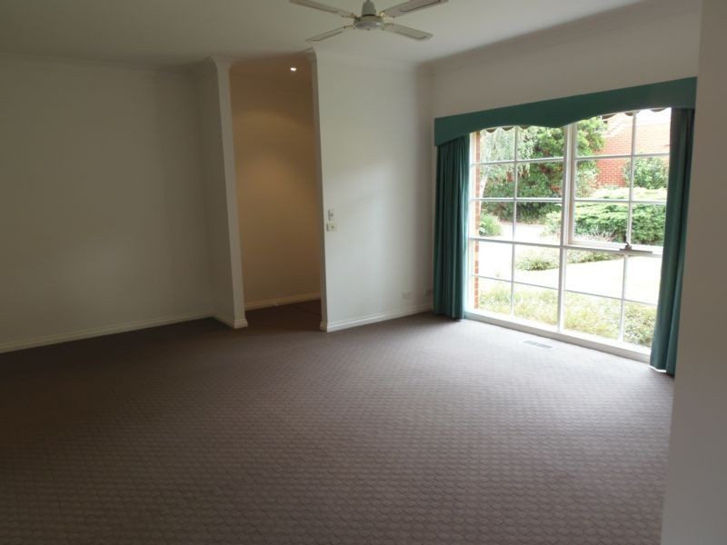 4/1024 Toorak Road, Camberwell VIC 3124