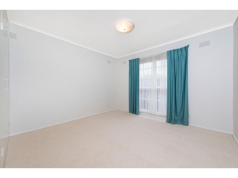2/292 Warrigal Road (facing Bath Road), Glen Iris VIC 3146