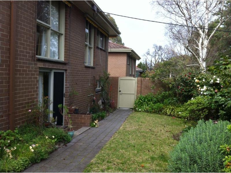 1/27 High Road, Camberwell VIC 3124