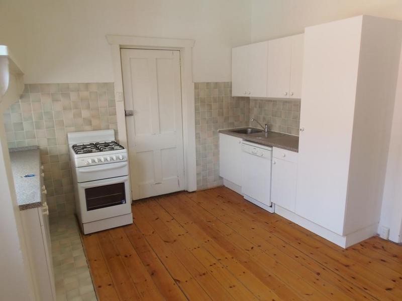 8 Wilson Grove, Camberwell VIC 3124