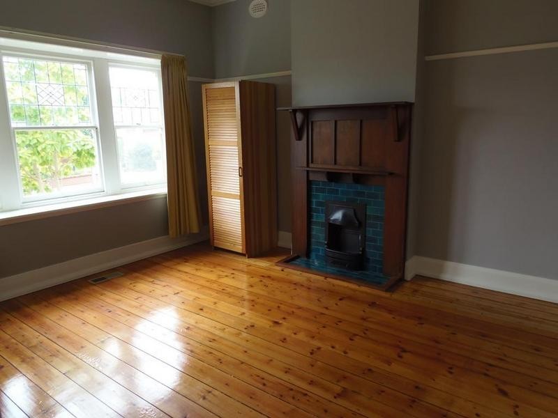 8 Wilson Grove, Camberwell VIC 3124