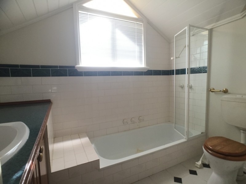 214 Wattle Valley Road, Camberwell VIC 3124