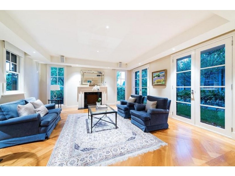 27 Glenroy Road, Hawthorn VIC 3122