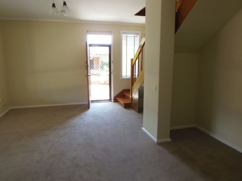 1/441 Warrigal Road, Burwood VIC 3125