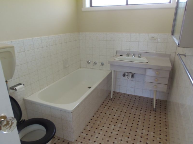 1/441 Warrigal Road, Burwood VIC 3125