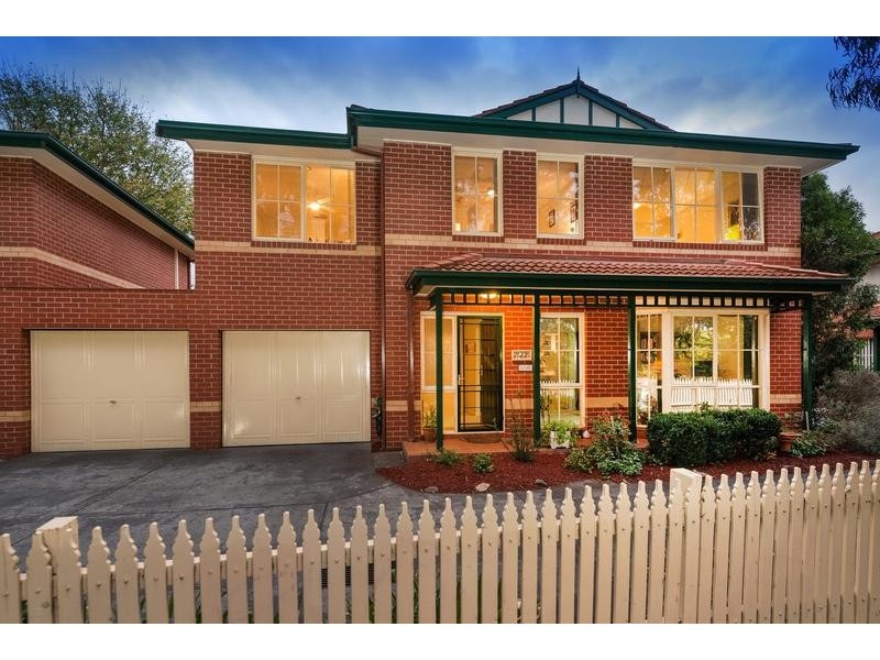 4/14 Wahroongaa Crescent, Murrumbeena VIC 3163