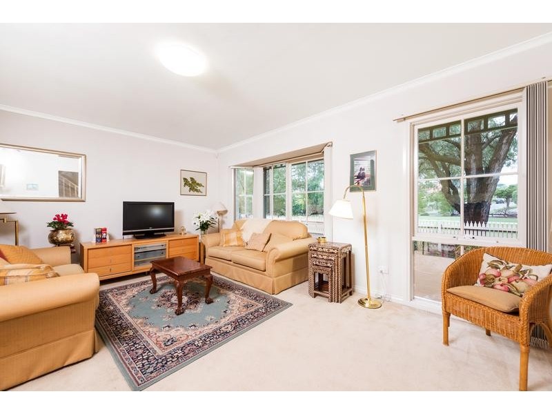4/14 Wahroongaa Crescent, Murrumbeena VIC 3163