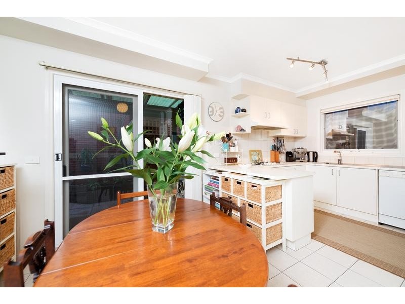 4/14 Wahroongaa Crescent, Murrumbeena VIC 3163