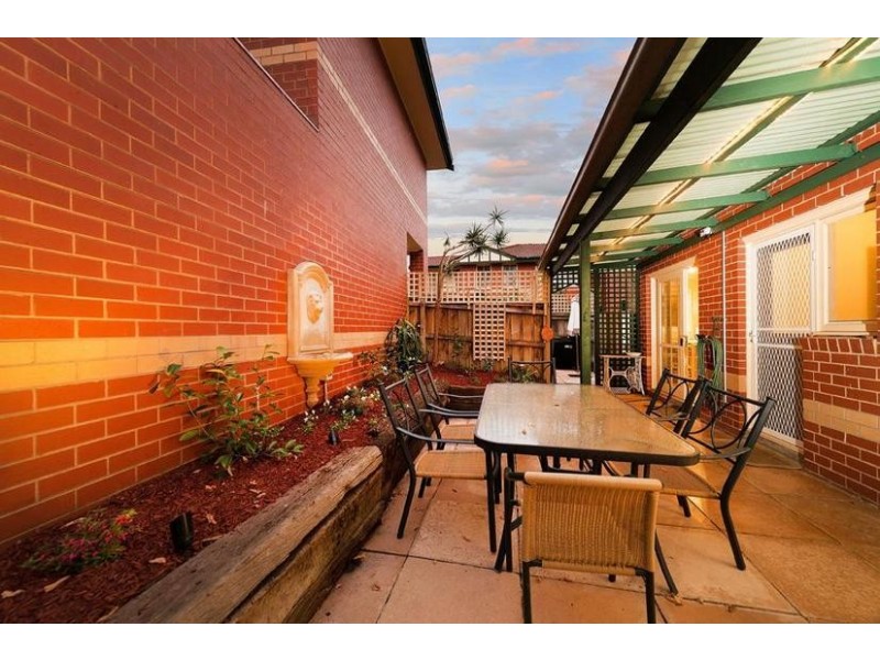 4/14 Wahroongaa Crescent, Murrumbeena VIC 3163