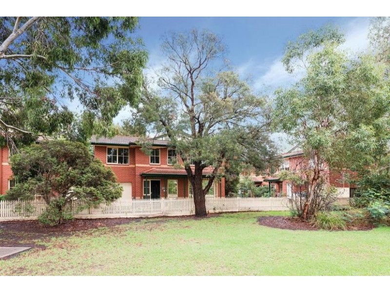 4/14 Wahroongaa Crescent, Murrumbeena VIC 3163