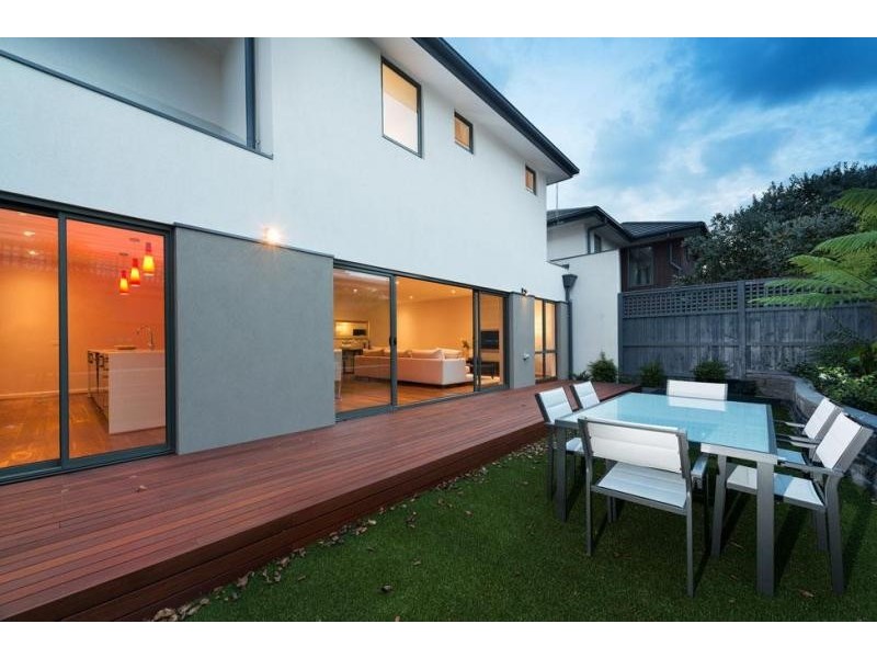 13 Warren Street, Burwood VIC 3125