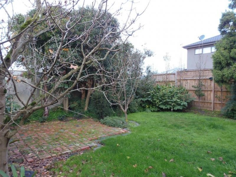 26 Fakenham Road, Ashburton VIC 3147
