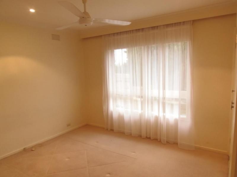 2/6 Jervis Street, Camberwell VIC 3124