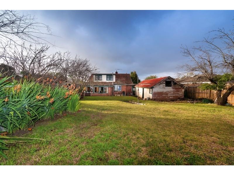 10 Station Avenue, Glen Iris VIC 3146