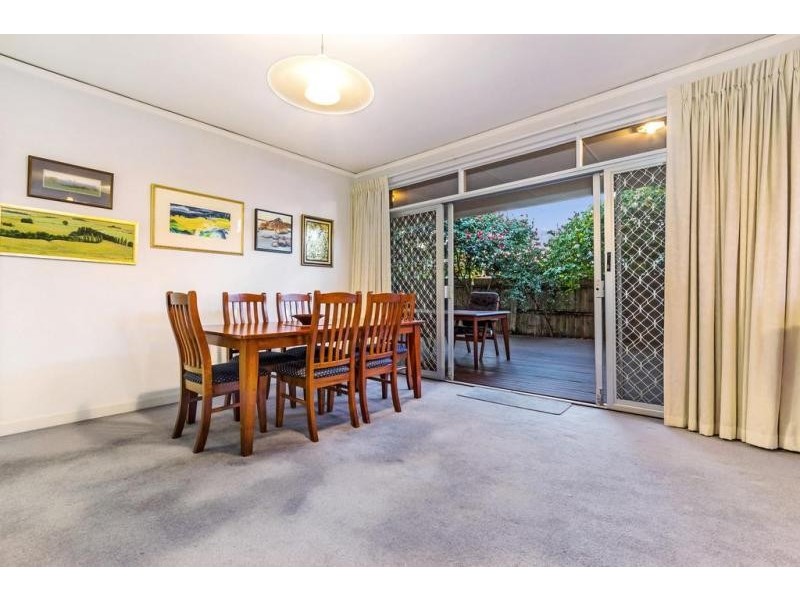 8 Streeton Court, Mont Albert VIC 3127