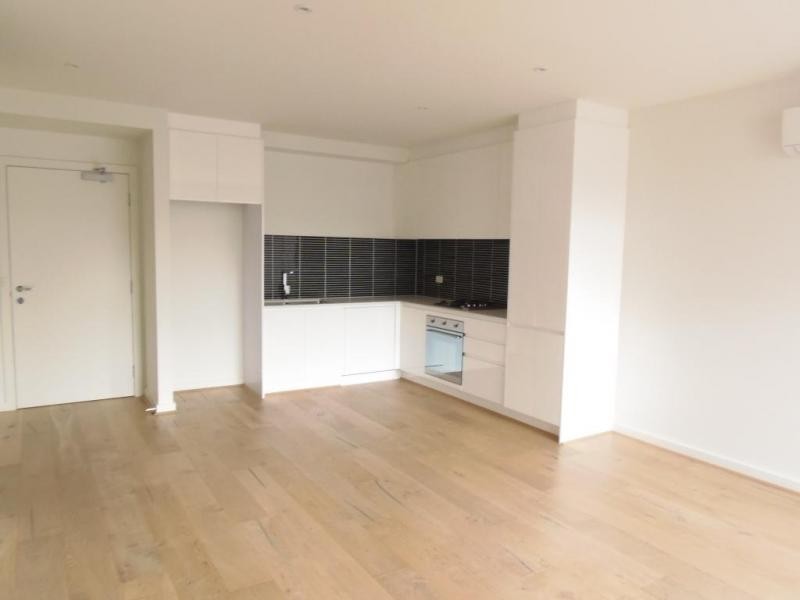 104/4 Kitmont Street, Murrumbeena VIC 3163