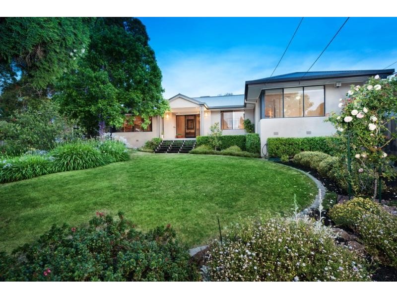 22 Ashwood Drive, Ashwood VIC 3147