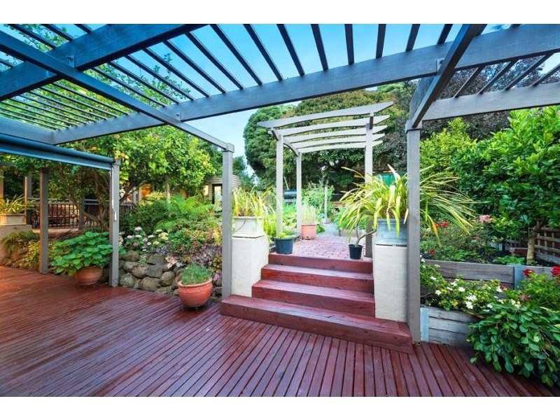 22 Ashwood Drive, Ashwood VIC 3147