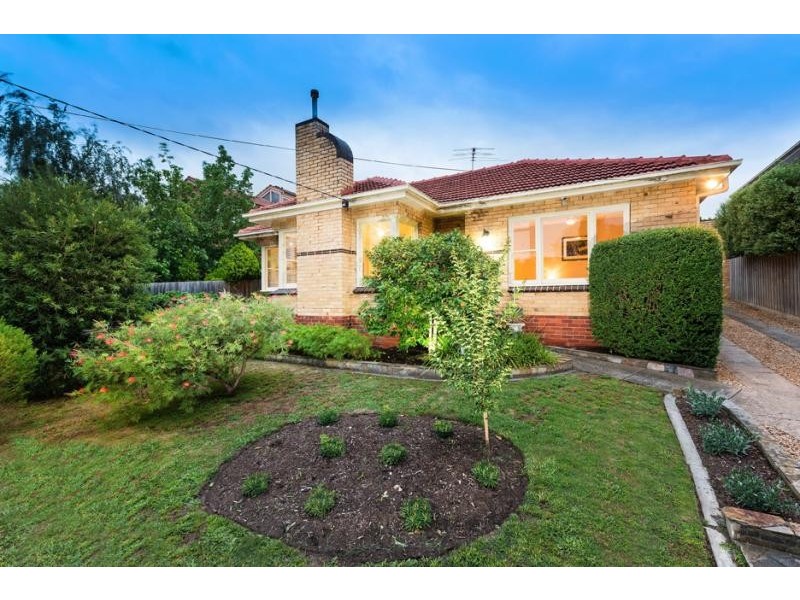 7 Barnes Avenue, Burwood VIC 3125