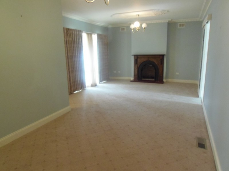 1 Kemp Street, Burwood VIC 3125