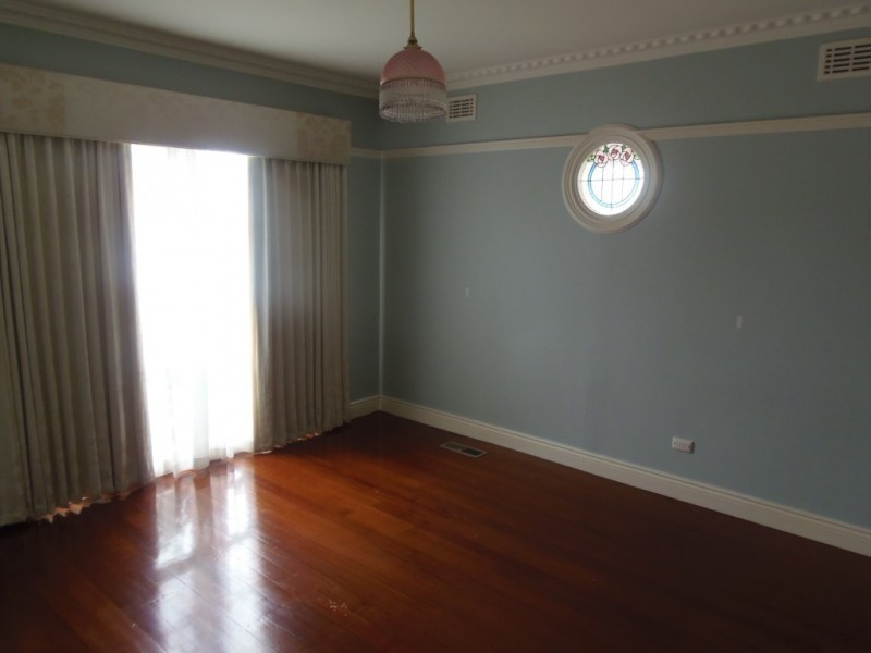 1 Kemp Street, Burwood VIC 3125