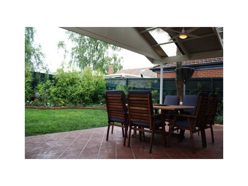 29 Loudon Road, Burwood VIC 3125