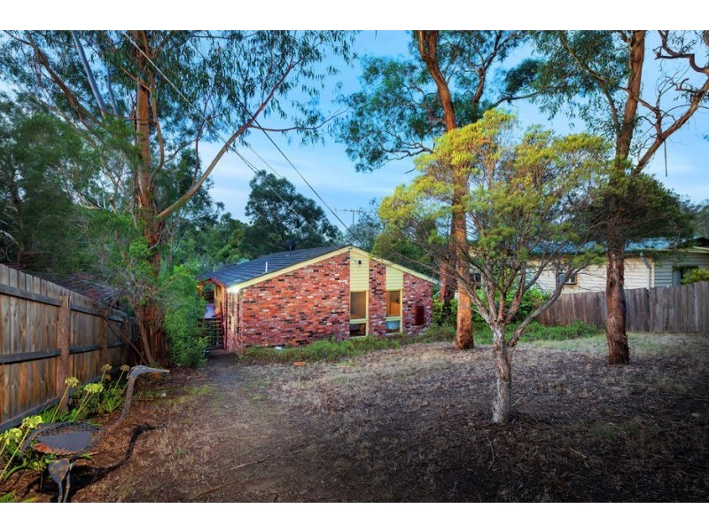 67 Belmont Crescent, Montmorency VIC 3094