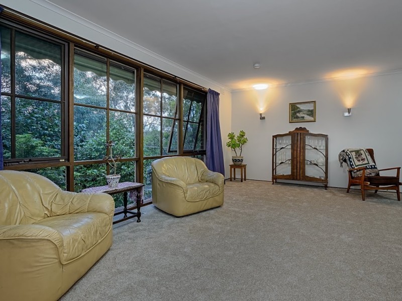 28 Sharrow Road, Mitcham VIC 3132