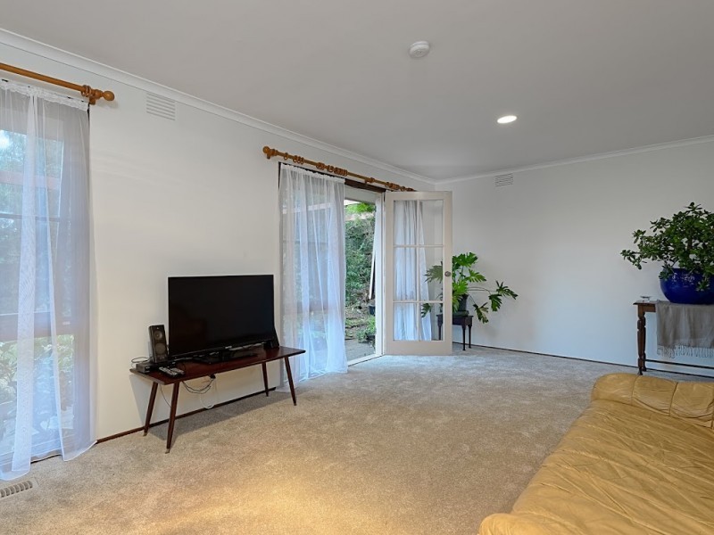 28 Sharrow Road, Mitcham VIC 3132