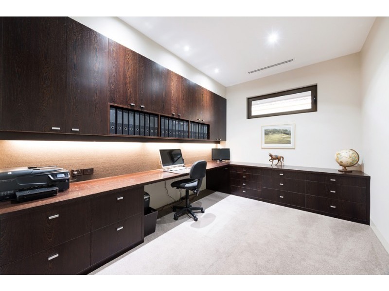 32 Flowerdale Road, Glen Iris VIC 3146