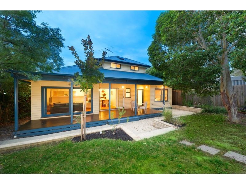 10 Anthony Crescent, Box Hill North VIC 3129