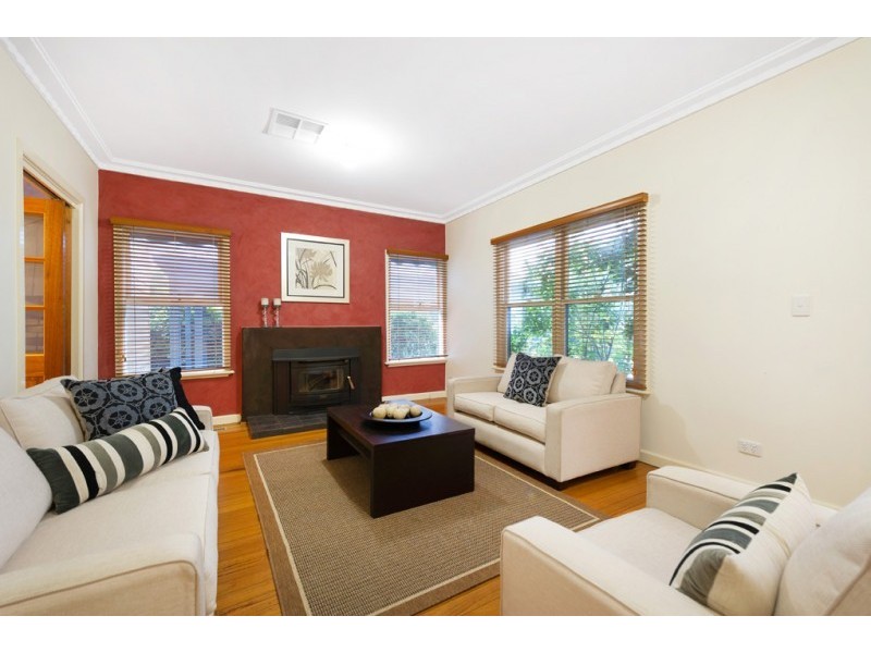 10 Anthony Crescent, Box Hill North VIC 3129
