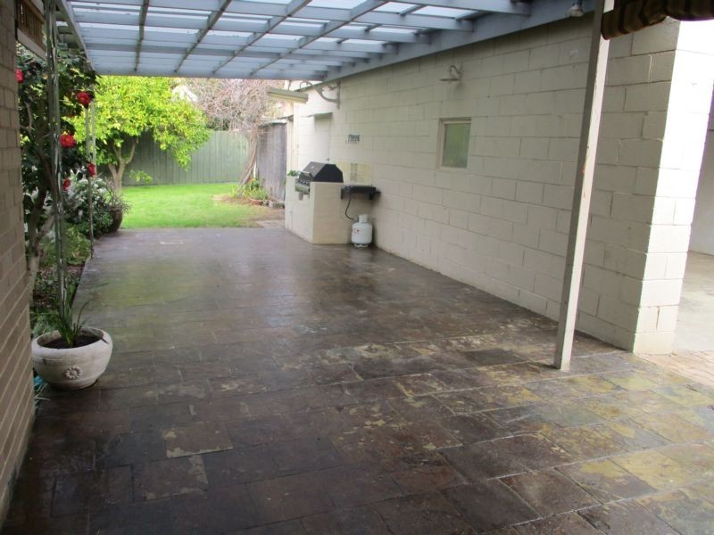 4 Leopold Street, Burwood VIC 3125