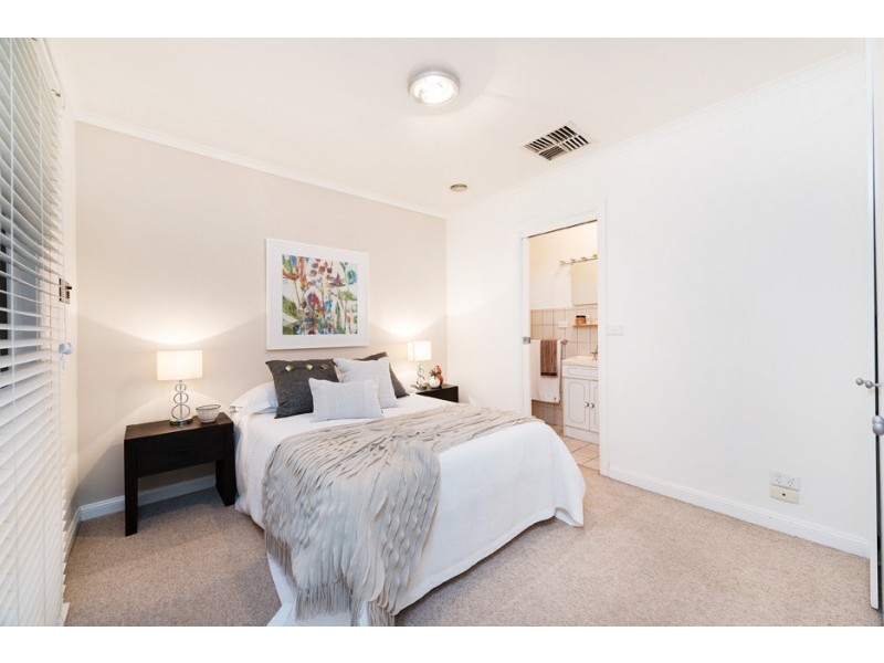 1/28 Halley Avenue, Camberwell VIC 3124