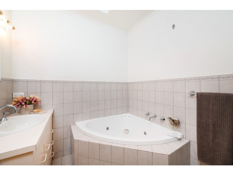 1/28 Halley Avenue, Camberwell VIC 3124