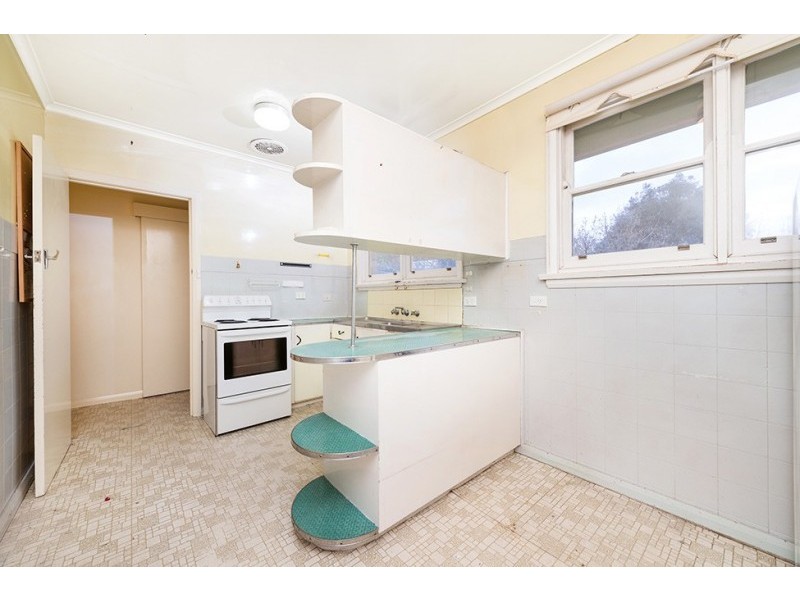 30 Rosalind Crescent, Blackburn VIC 3130