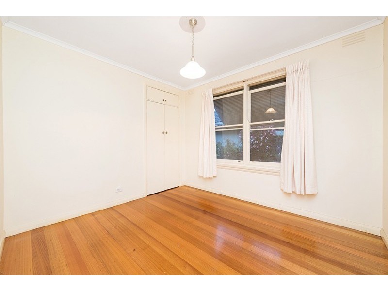 30 Rosalind Crescent, Blackburn VIC 3130