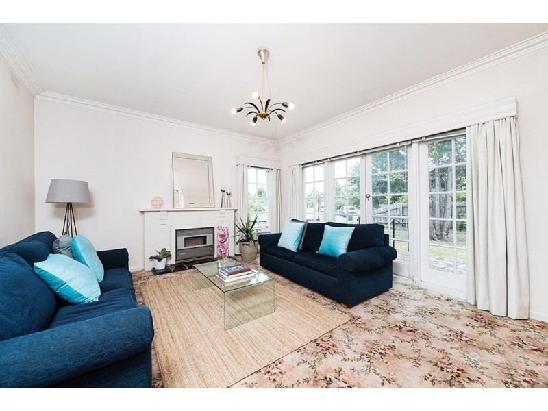 36 Latrobe Court, Caulfield South VIC 3162