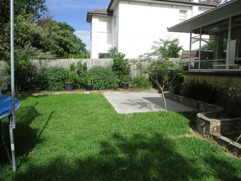 18 Milverton Street, Camberwell VIC 3124