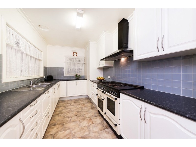 8 Ashby Court, Chadstone VIC 3148