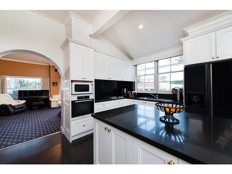 1002-1004 Burke Road, Balwyn VIC 3103