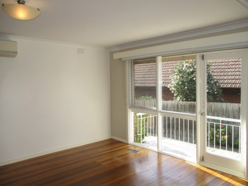 4/10 Van Ness Avenue, Glen Iris VIC 3146
