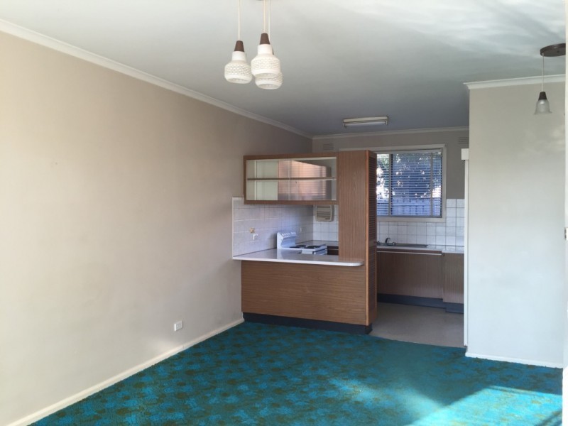 2/441 Warrigal Road, Burwood VIC 3125