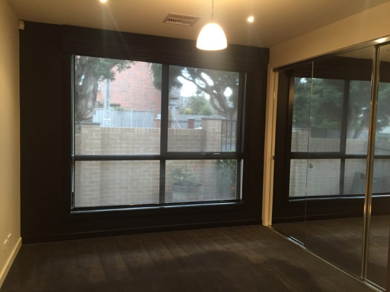 8 Lillian Street, Glen Iris VIC 3146