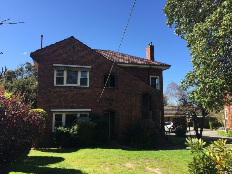 2/33 Acheron Avenue, Camberwell VIC 3124